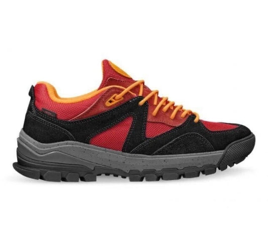 VANS AMZN TRAILHEAD Shoes  Womens - Red Black