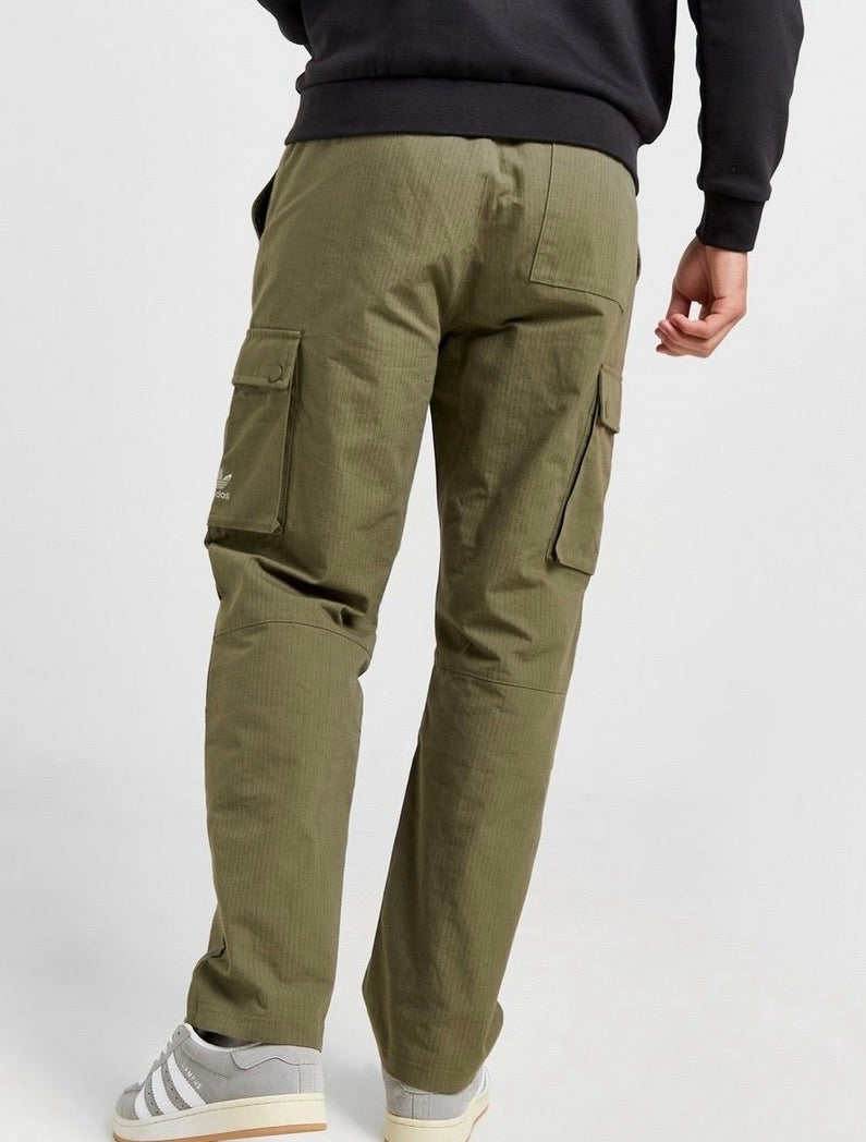adidas Originals Men’s Relaxed Ripstop Cargo Pants