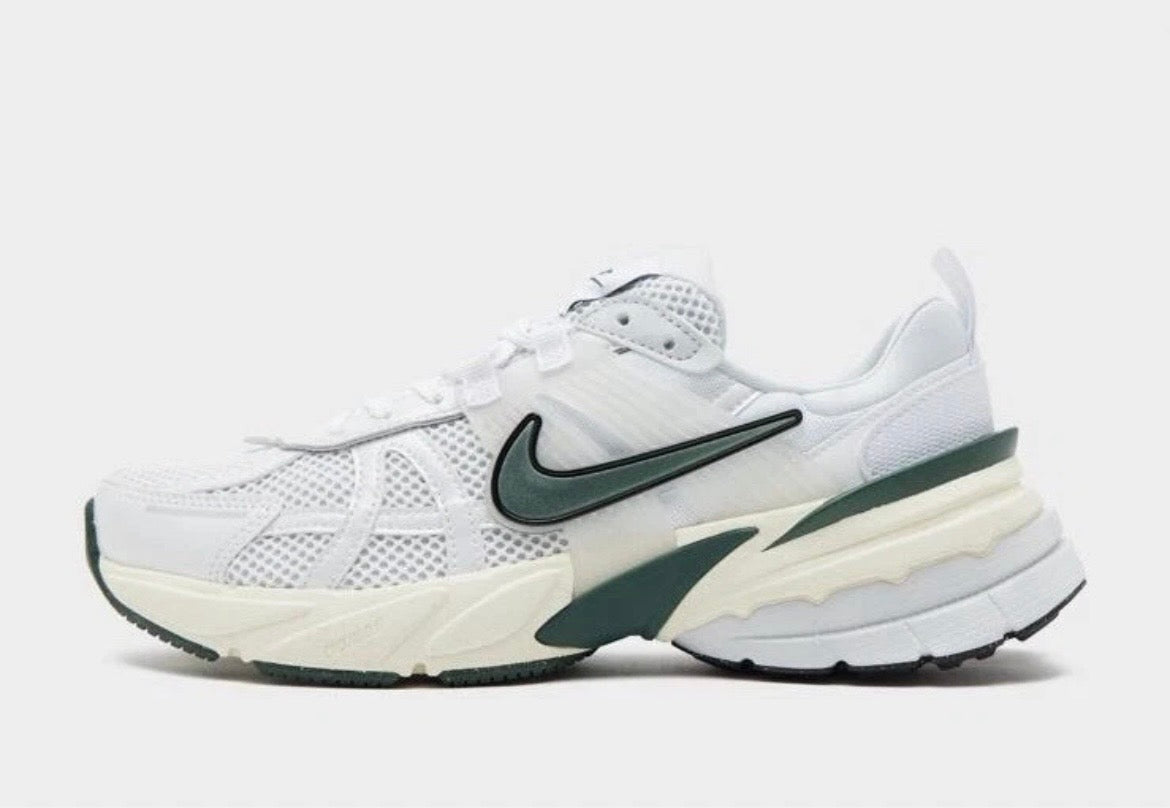 Nike V2K Run Shoes Sneakers Womens