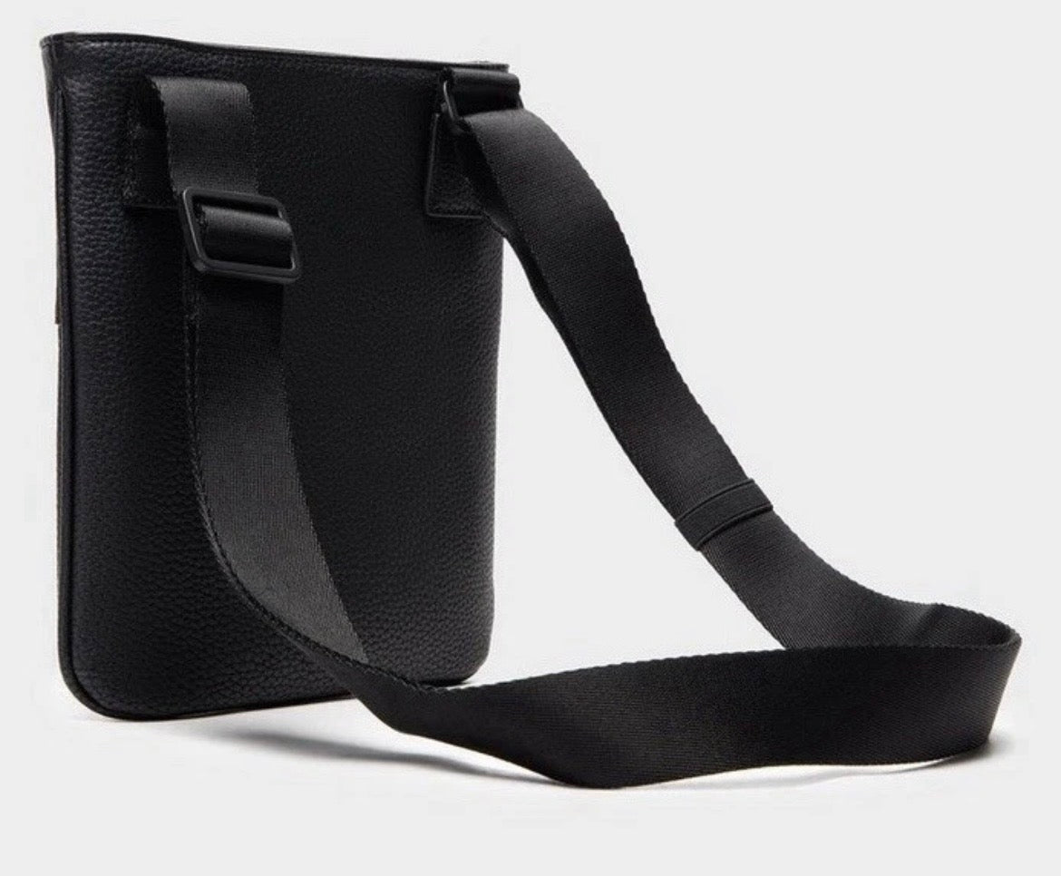 Tommy Hilfiger Essential Cross Body Bag Black PU Leather