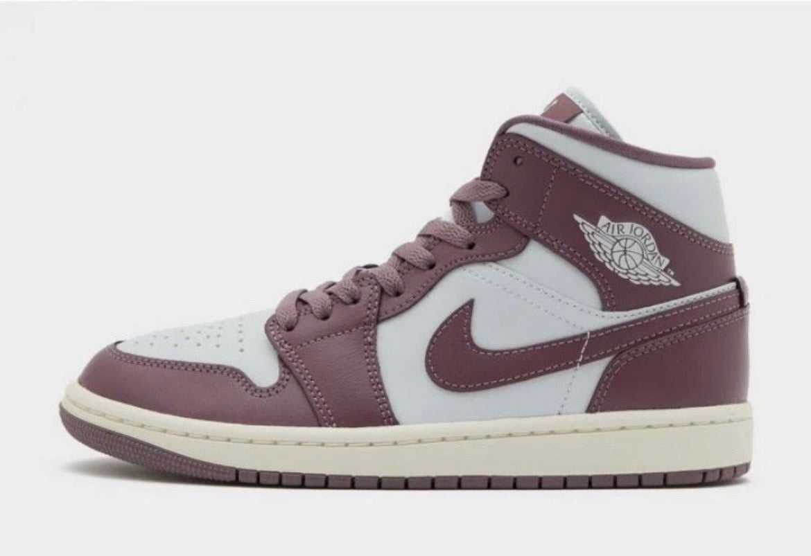 Jordan Air 1 Mid Womens Sneakers Shoes